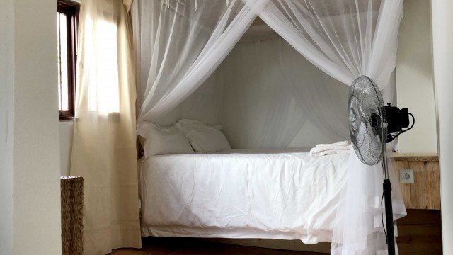 dhowCABIN_Small_bedroom-640x360