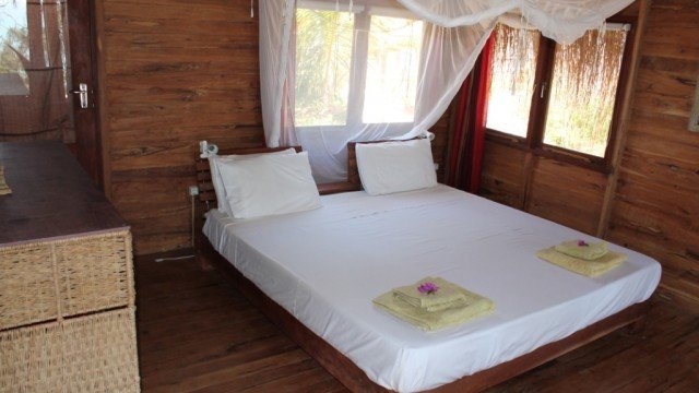 Bedroom-king-size-11-640x360